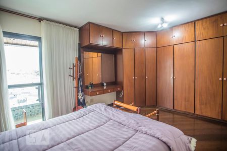 Apartamento à venda com 186m², 3 quartos e 3 vagas Apartamento à venda com 186m², 3 quartos e 3 vagasSuite 1