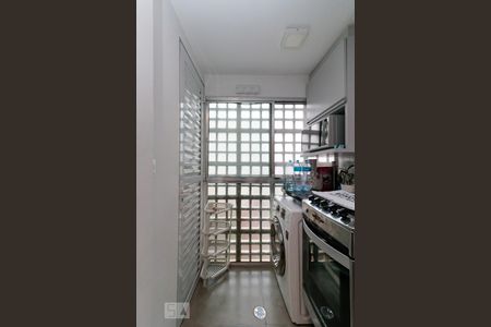Apartamento para alugar com 62m², 2 quartos e sem vaga Apartamento para alugar com 62m², 2 quartos e sem vagaCozinha e Área de Serviço