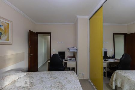 Casa à venda com 217m², 3 quartos e 5 vagassuíte