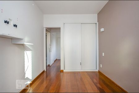 Suíte de apartamento para alugar com 2 quartos, 75m² em Coração de Jesus, Belo Horizonte