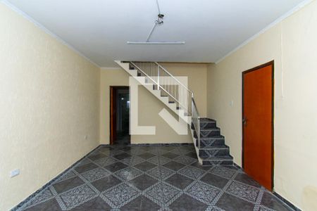 Sala de casa para alugar com 4 quartos, 250m² em Vila Ivone, São Paulo
