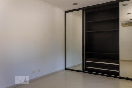 Casa à venda com 185m², 4 quartos e 3 vagas Casa à venda com 185m², 4 quartos e 3 vagasQuarto 1 Edícula