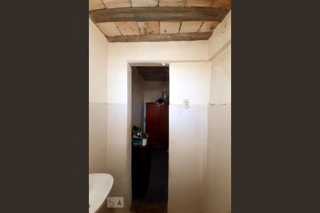 Casa de condomínio à venda com 200m², 3 quartos e sem vagaBanheiro da Suíte