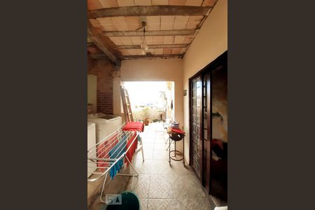 Casa de condomínio à venda com 200m², 3 quartos e sem vagaÁrea de Serviço