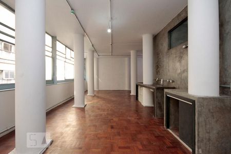 Studio de kitnet/studio para alugar com 1 quarto, 89m² em República, São Paulo