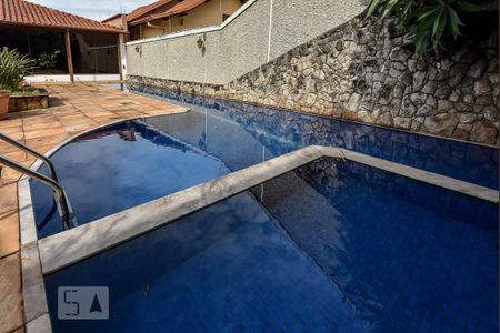 Casa à venda com 650m², 5 quartos e 4 vagasPiscina
