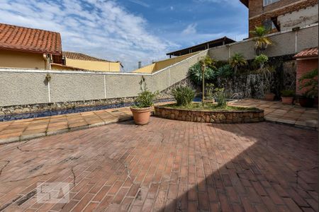 Casa à venda com 650m², 5 quartos e 4 vagasPiscina