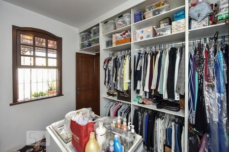 Casa à venda com 650m², 5 quartos e 4 vagasCloset da Suíte Master