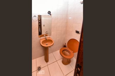 Casa à venda com 650m², 5 quartos e 4 vagasBanheiro de Serviço