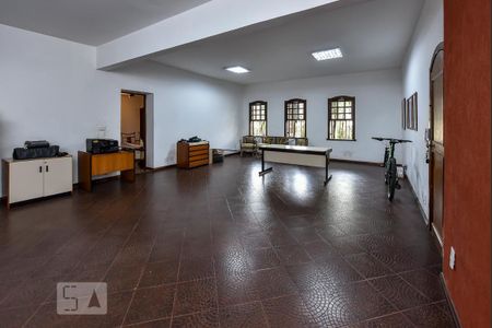 Casa à venda com 650m², 5 quartos e 4 vagasSalão de Festas / Escritório