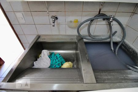 Casa à venda com 174m², 3 quartos e 3 vagas Casa à venda com 174m², 3 quartos e 3 vagasLavanderia - Tanque