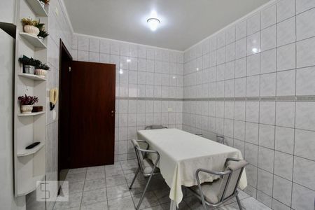 Casa à venda com 174m², 3 quartos e 3 vagas Casa à venda com 174m², 3 quartos e 3 vagasCozinha