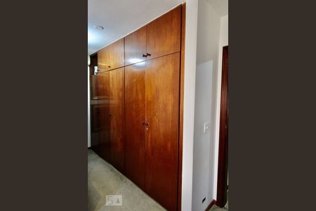 Casa à venda com 174m², 3 quartos e 3 vagas Casa à venda com 174m², 3 quartos e 3 vagasSuíte