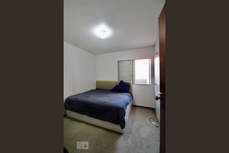 Casa à venda com 174m², 3 quartos e 3 vagas Casa à venda com 174m², 3 quartos e 3 vagasQuarto 2