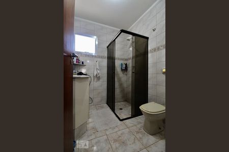 Casa à venda com 174m², 3 quartos e 3 vagas Casa à venda com 174m², 3 quartos e 3 vagasBanheiro 2