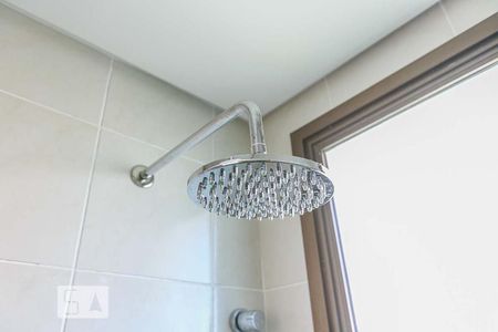 Apartamento à venda com 61m², 2 quartos e 1 vaga Apartamento à venda com 61m², 2 quartos e 1 vagaBanheiro da Suíte