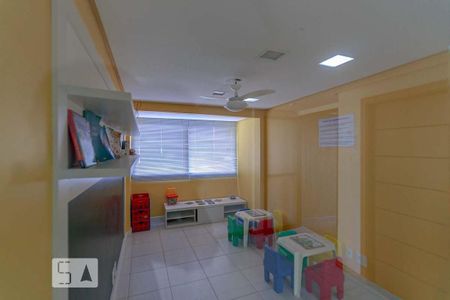 Apartamento à venda com 61m², 2 quartos e 1 vaga Apartamento à venda com 61m², 2 quartos e 1 vagaBrinquedoteca