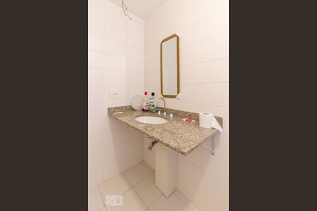 Apartamento para alugar com 129m², 3 quartos e 3 vagasBanheiro quarto 2 suíte