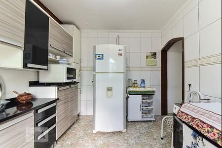 Casa à venda com 230m², 3 quartos e 2 vagas Casa à venda com 230m², 3 quartos e 2 vagasCozinha 2 - Copa
