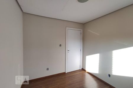 Casa de condomínio à venda com 152m², 3 quartos e 2 vagas Casa de condomínio à venda com 152m², 3 quartos e 2 vagasQuarto 1