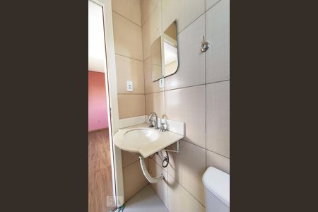 Casa de condomínio à venda com 152m², 3 quartos e 2 vagas Casa de condomínio à venda com 152m², 3 quartos e 2 vagasBanheiro 2