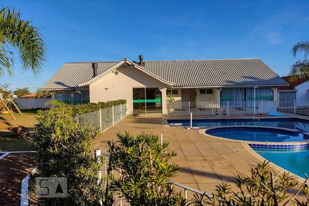 Casa de condomínio à venda com 152m², 3 quartos e 2 vagas Casa de condomínio à venda com 152m², 3 quartos e 2 vagasÁrea comum - Salão de festas