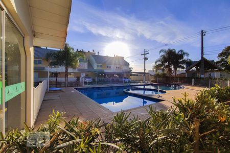 Casa de condomínio à venda com 152m², 3 quartos e 2 vagas Casa de condomínio à venda com 152m², 3 quartos e 2 vagasÁrea comum - Piscina