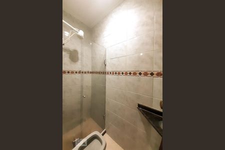 Casa de condomínio à venda com 448m², 6 quartos e 2 vagas Casa de condomínio à venda com 448m², 6 quartos e 2 vagasBanheiro da Suíte 1