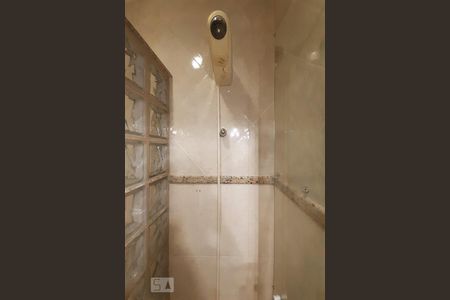 Casa de condomínio à venda com 448m², 6 quartos e 2 vagas Casa de condomínio à venda com 448m², 6 quartos e 2 vagasBanheiro da Suíte 3