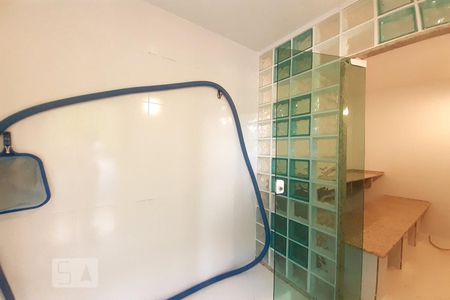 Casa de condomínio à venda com 448m², 6 quartos e 2 vagas Casa de condomínio à venda com 448m², 6 quartos e 2 vagasSauna