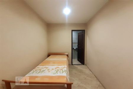 Casa de condomínio à venda com 448m², 6 quartos e 2 vagas Casa de condomínio à venda com 448m², 6 quartos e 2 vagasQuarto 2 - Suíte