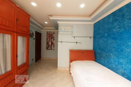 Casa de condomínio à venda com 448m², 6 quartos e 2 vagas Casa de condomínio à venda com 448m², 6 quartos e 2 vagasQuarto 4 - Suíte