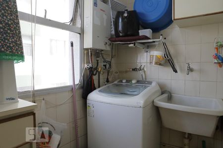 Apartamento à venda com 63m², 2 quartos e 1 vagaDespensa +Aquecedor