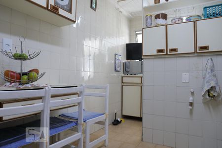 Apartamento à venda com 63m², 2 quartos e 1 vagaCozinha