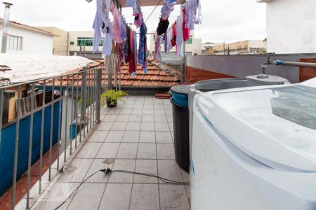 Casa à venda com 150m², 2 quartos e 2 vagas Casa à venda com 150m², 2 quartos e 2 vagasÁrea de serviço