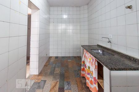 Casa à venda com 150m², 2 quartos e 2 vagas Casa à venda com 150m², 2 quartos e 2 vagasCozinha