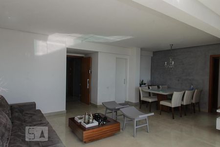 Sala de apartamento para alugar com 3 quartos, 120m² em São Lucas, Belo Horizonte