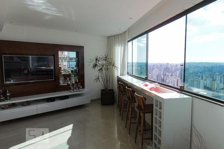 Sala de apartamento para alugar com 3 quartos, 120m² em São Lucas, Belo Horizonte