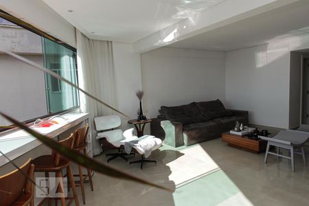 Sala de apartamento para alugar com 3 quartos, 120m² em São Lucas, Belo Horizonte