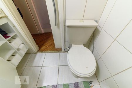 Apartamento à venda com 69m², 3 quartos e 2 vagasBanheiro Social