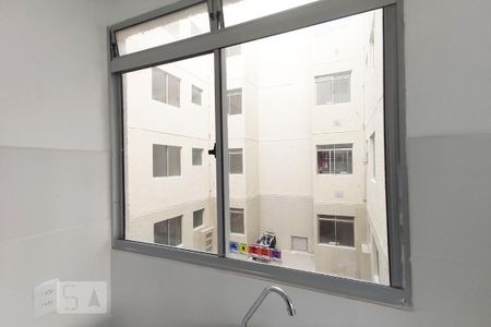 Apartamento à venda com 42m², 2 quartos e 1 vaga Apartamento à venda com 42m², 2 quartos e 1 vagaCozinha e Área de Serviço
