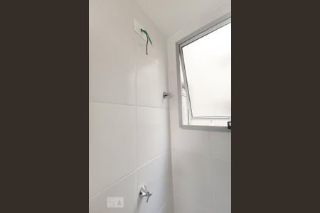 Apartamento à venda com 42m², 2 quartos e 1 vaga Apartamento à venda com 42m², 2 quartos e 1 vagaBanheiro