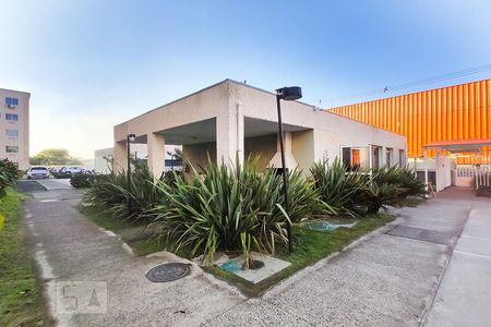 Apartamento à venda com 42m², 2 quartos e 1 vaga Apartamento à venda com 42m², 2 quartos e 1 vagaÁrea comum - Salão de festas