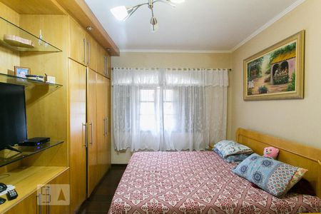 Casa à venda com 300m², 4 quartos e 4 vagasSuíte 1