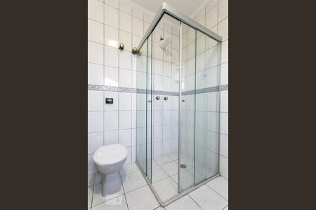 Casa à venda com 300m², 4 quartos e 4 vagasBanheiro da Suíte 2