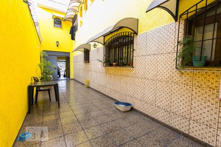 Casa à venda com 300m², 4 quartos e 4 vagasCorredor