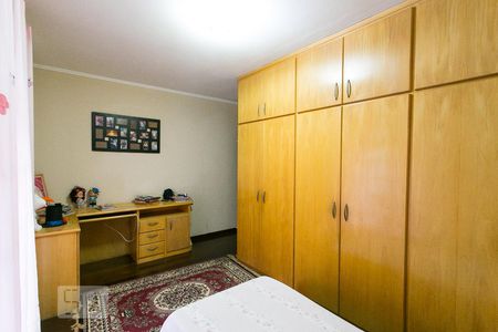 Casa à venda com 300m², 4 quartos e 4 vagasSuíte 2