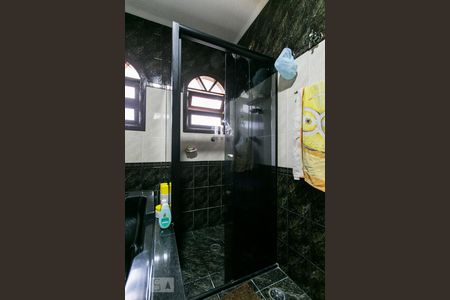 Casa à venda com 300m², 4 quartos e 4 vagasBanheiro da Suíte 1