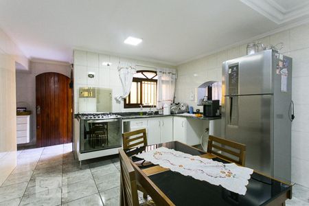 Casa à venda com 300m², 4 quartos e 4 vagasCozinha