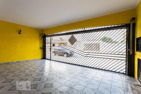 Casa à venda com 300m², 4 quartos e 4 vagasGaragem